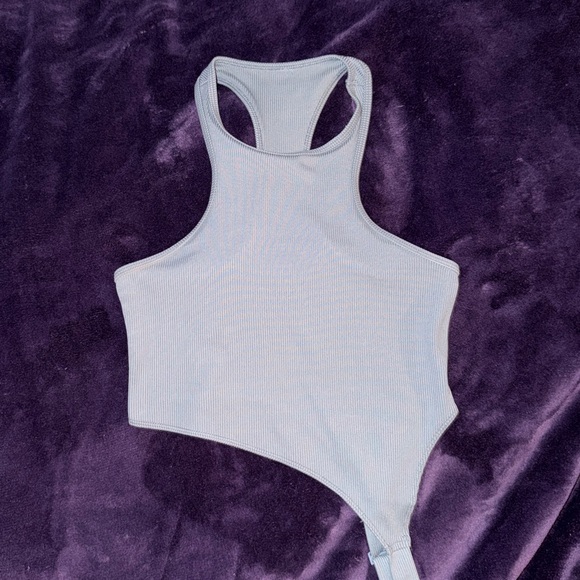 Alo Tank - Picture 3 of 5